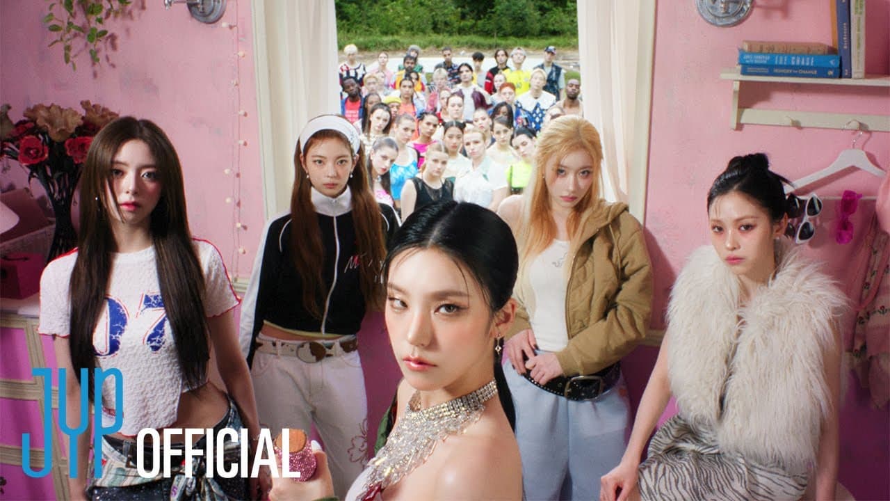 ITZY - GOLD